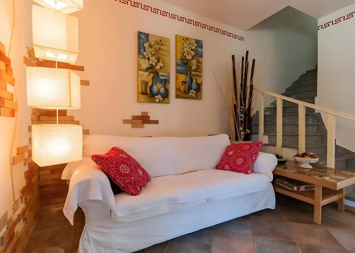 Marisol Agrustos Budoni