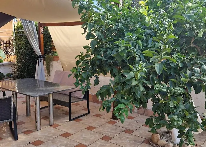 Holiday home Marisol Agrustos