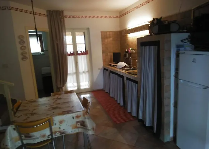 Holiday home Marisol Agrustos *